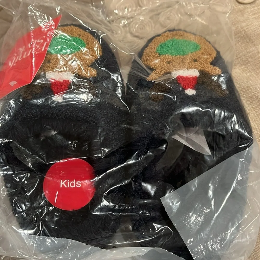 Little Kid's Reindeer Closed-Toe Slippers/NWT/11-12